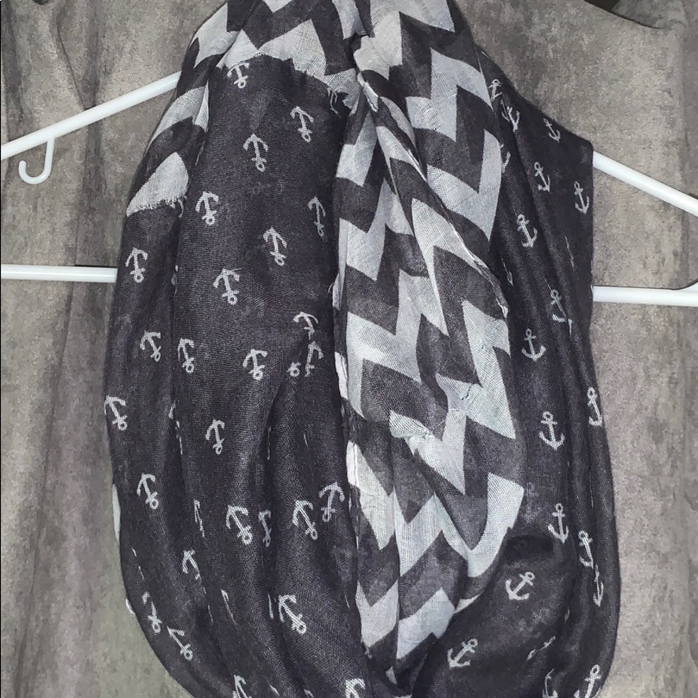 Beachy Infinity Scarf